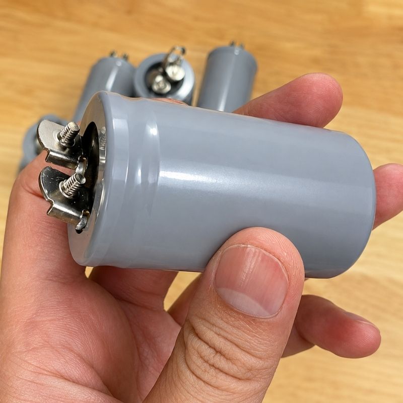 Tụ Đề Khởi Động Tinh Chi 100uF 250VAC