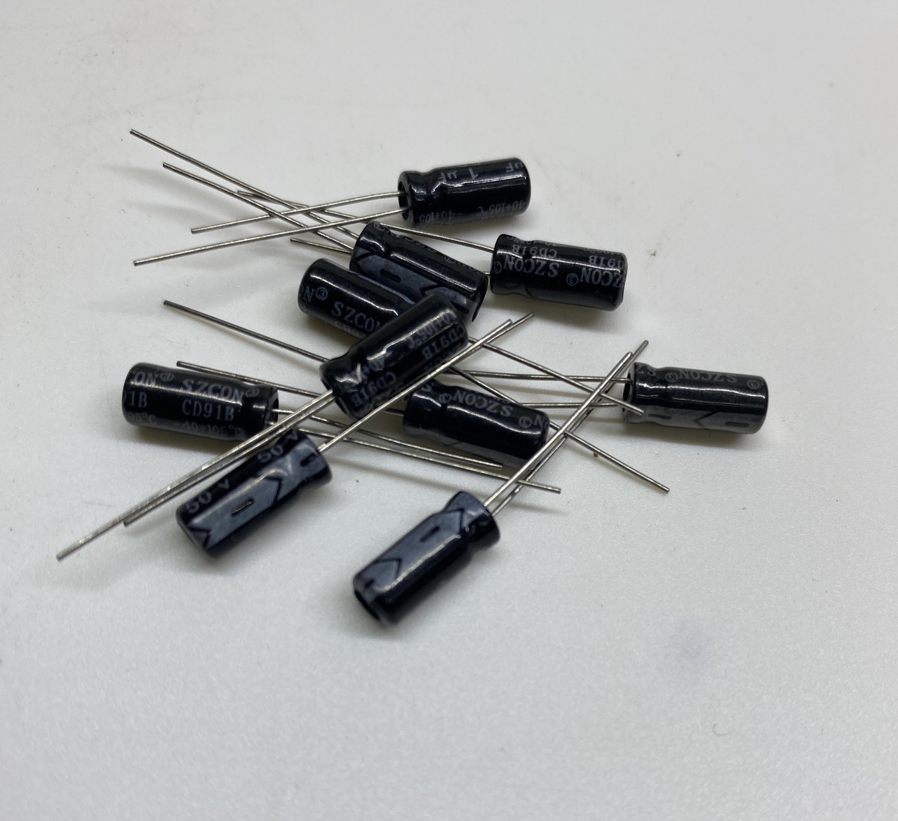 Tụ hóa 50v-1uf 2.2uf 4.7uf 10uf 47uf