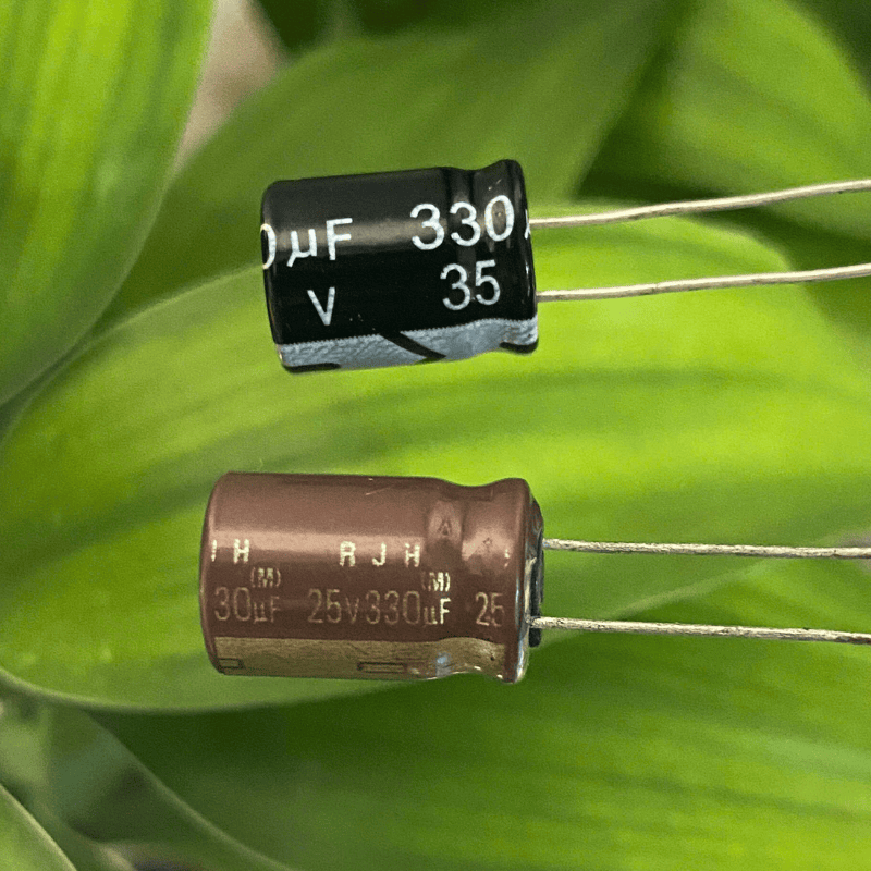 Tụ hóa 330uF điện áp 25v-35v, dùng trong mạch lọc, mạch dao động, và mạch truyền dẫn tín hiệu
