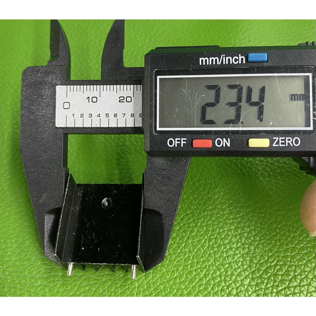Nhôm tản nhiệt 2 kim 25x23x16mm cho transistor TO-220