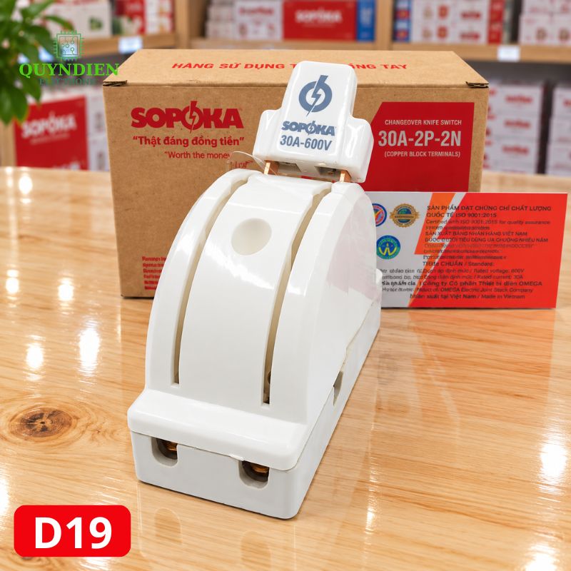 Cầu Dao Đảo 1 Pha 30A 2P 2N 600V SOPOKA