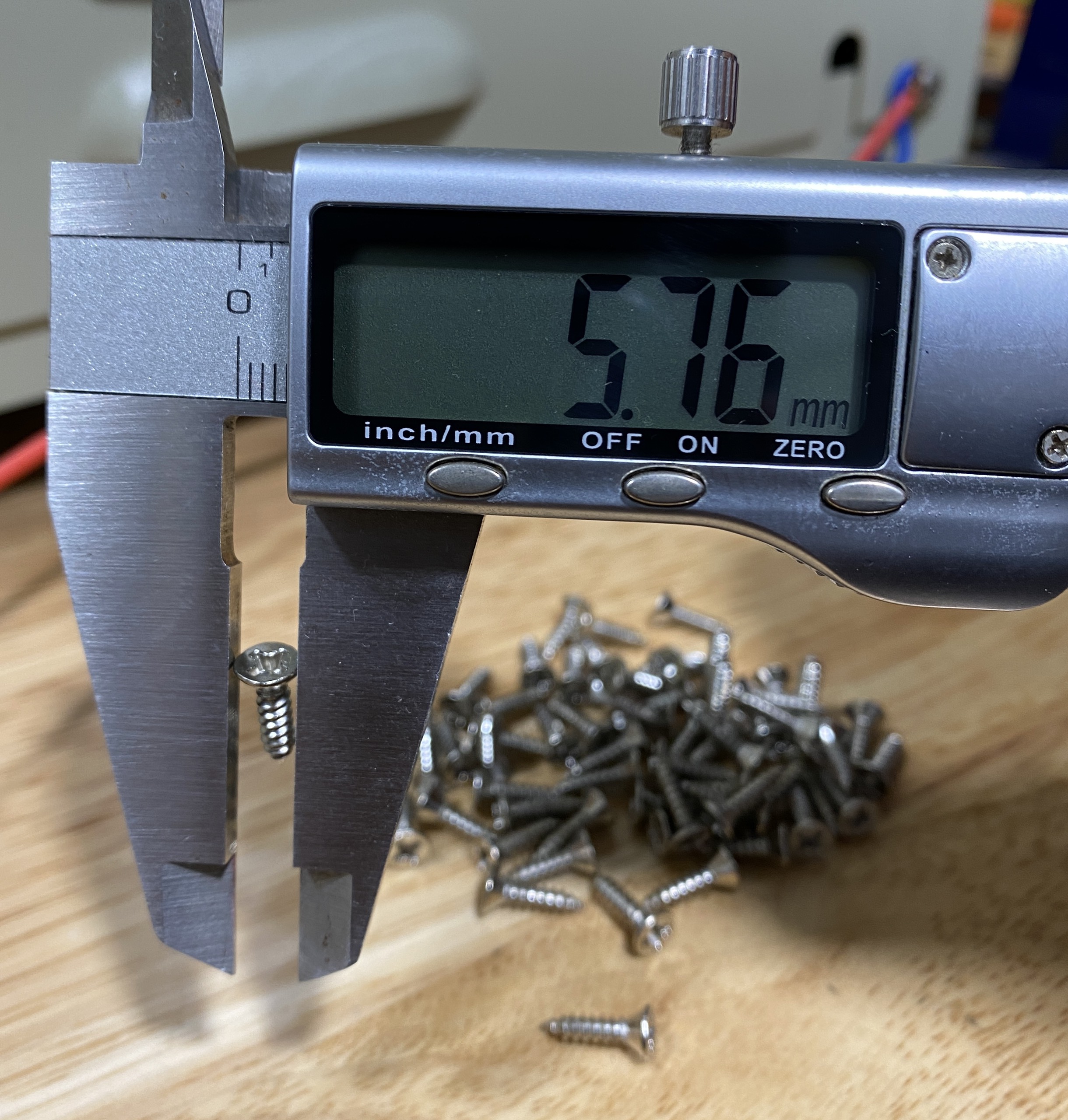 Ốc vít Ren xoắn 3mm dài 11mm TRẮNG đầu COL - PHIỄU (Túi 100g=200con)