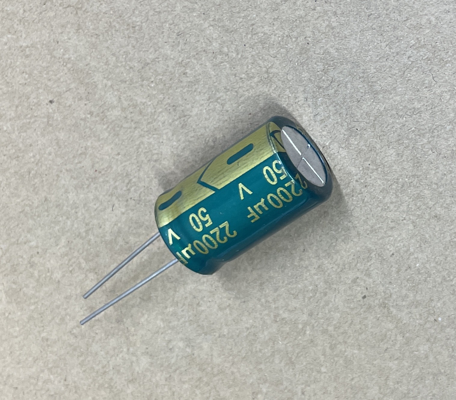 Tụ hóa 2200uf-16v 25v 35v 50v