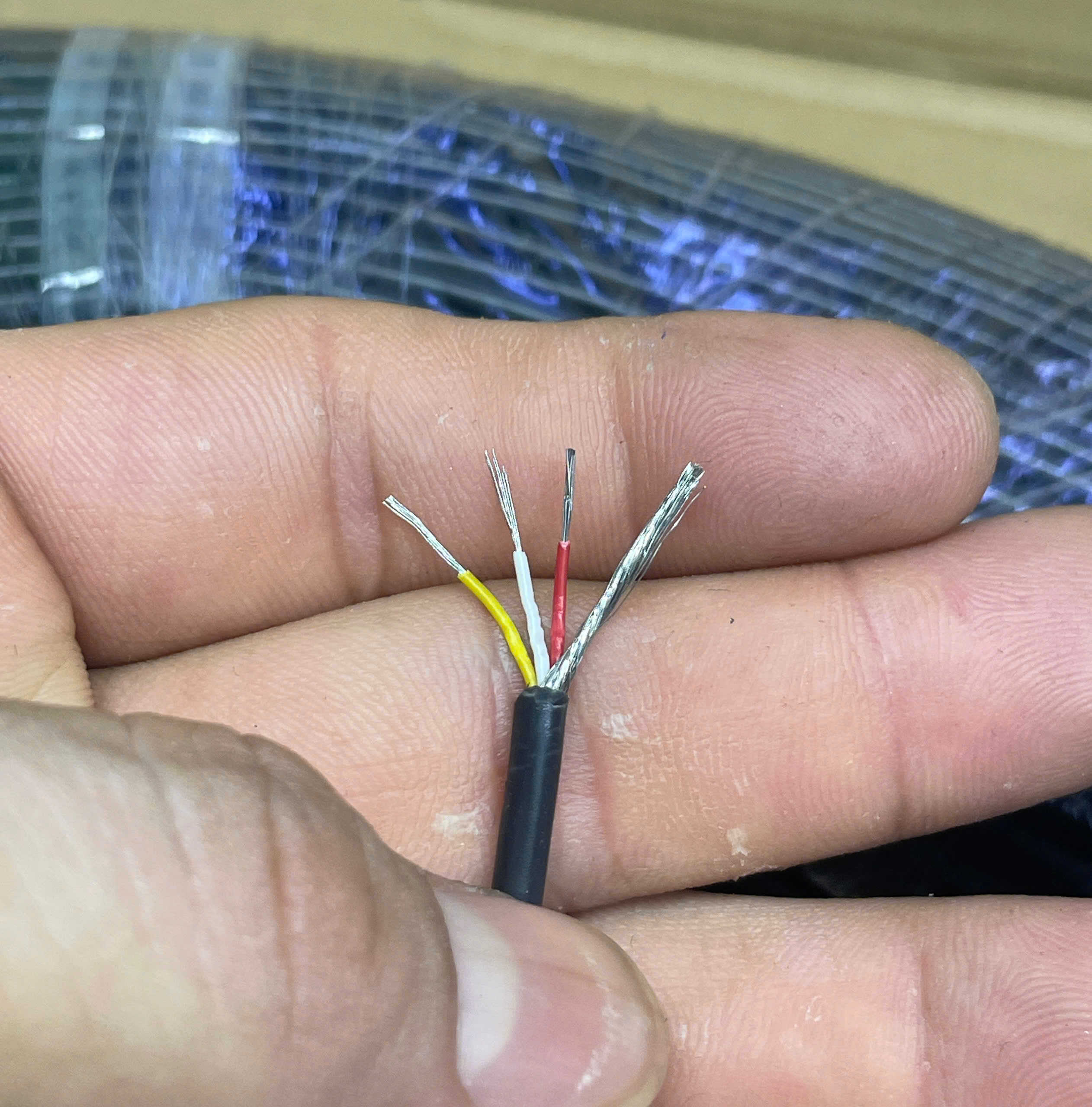 Dây 3 tín hiệu đồng xi bạc 3mm màu đen 26 AWG