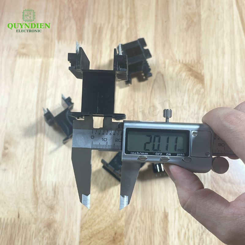 Khuôn Biến Áp Xung EE4220 (9+9) Vuông Đứng