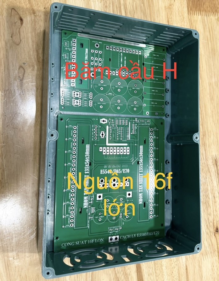 Hộp nhựa khoan sẵn VY ANH 300x200x95mm Xanh Nắp Trong