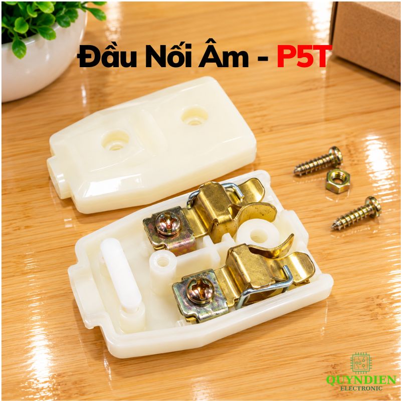 Phích cắm điện cái đầu nối âm trắng P5T SOPOKA