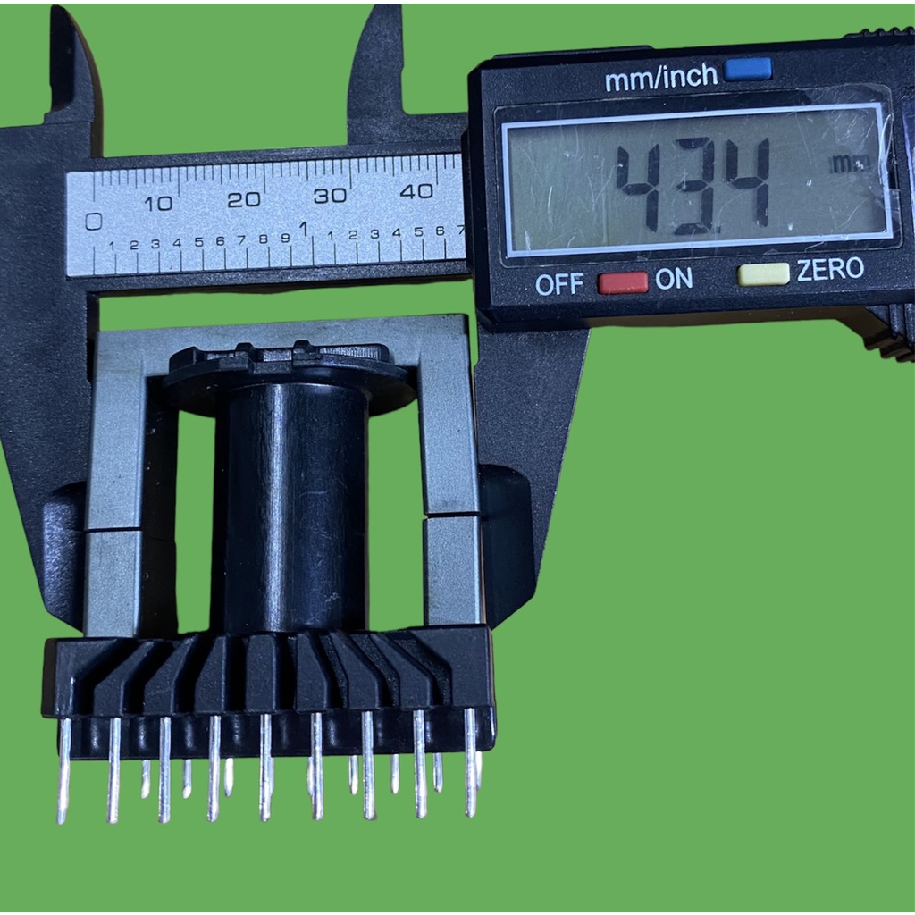 Lõi Biến áp xung EC4215 tròn đứng (9+9 chân)