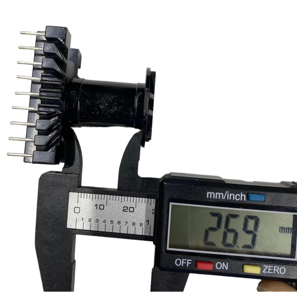 Khuôn Nhựa EC4215 (9+9 Chân) Tròn Đứng