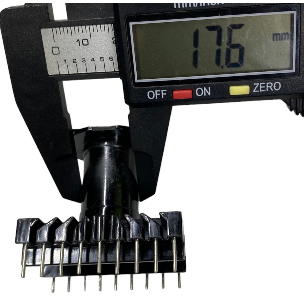 Khuôn Nhựa EC4215 (9+9 Chân) Tròn Đứng