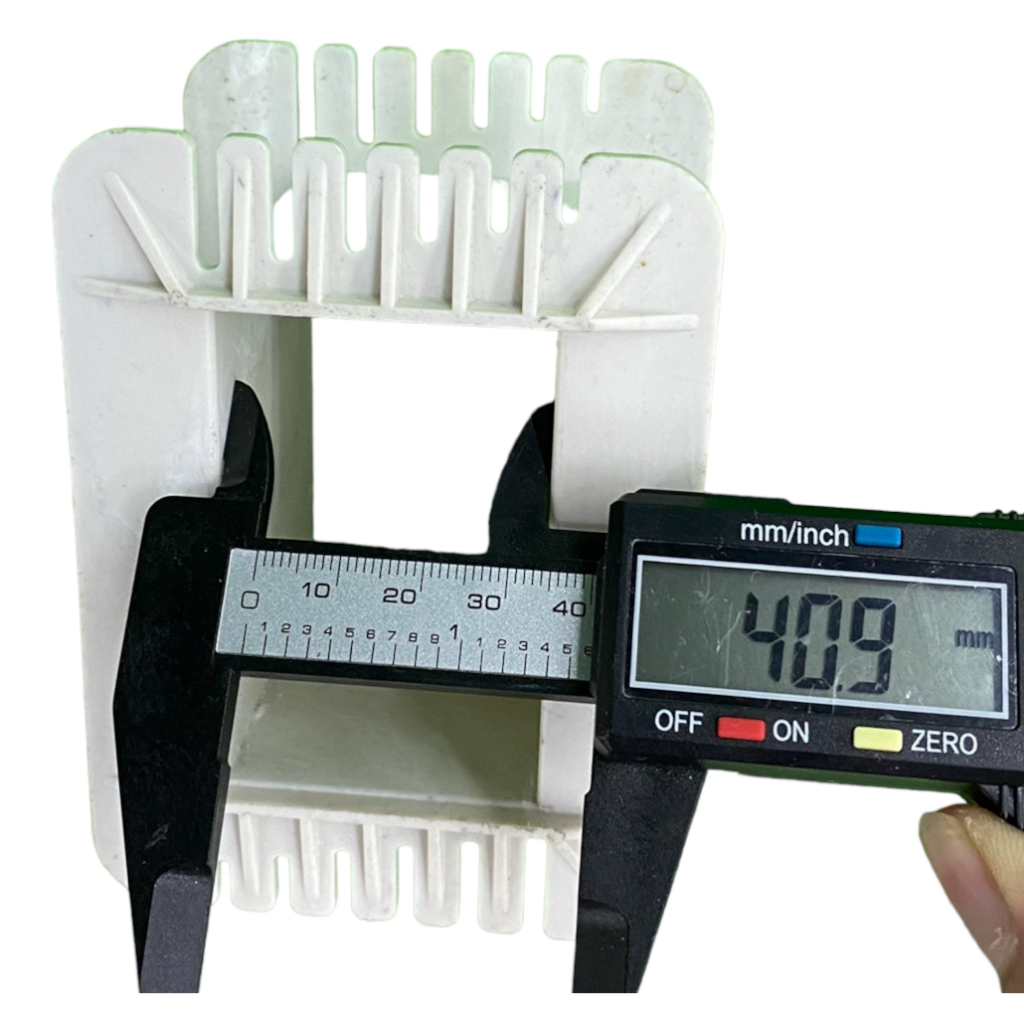 Khuôn nhựa quấn biến áp Fe silic 40x68mm
