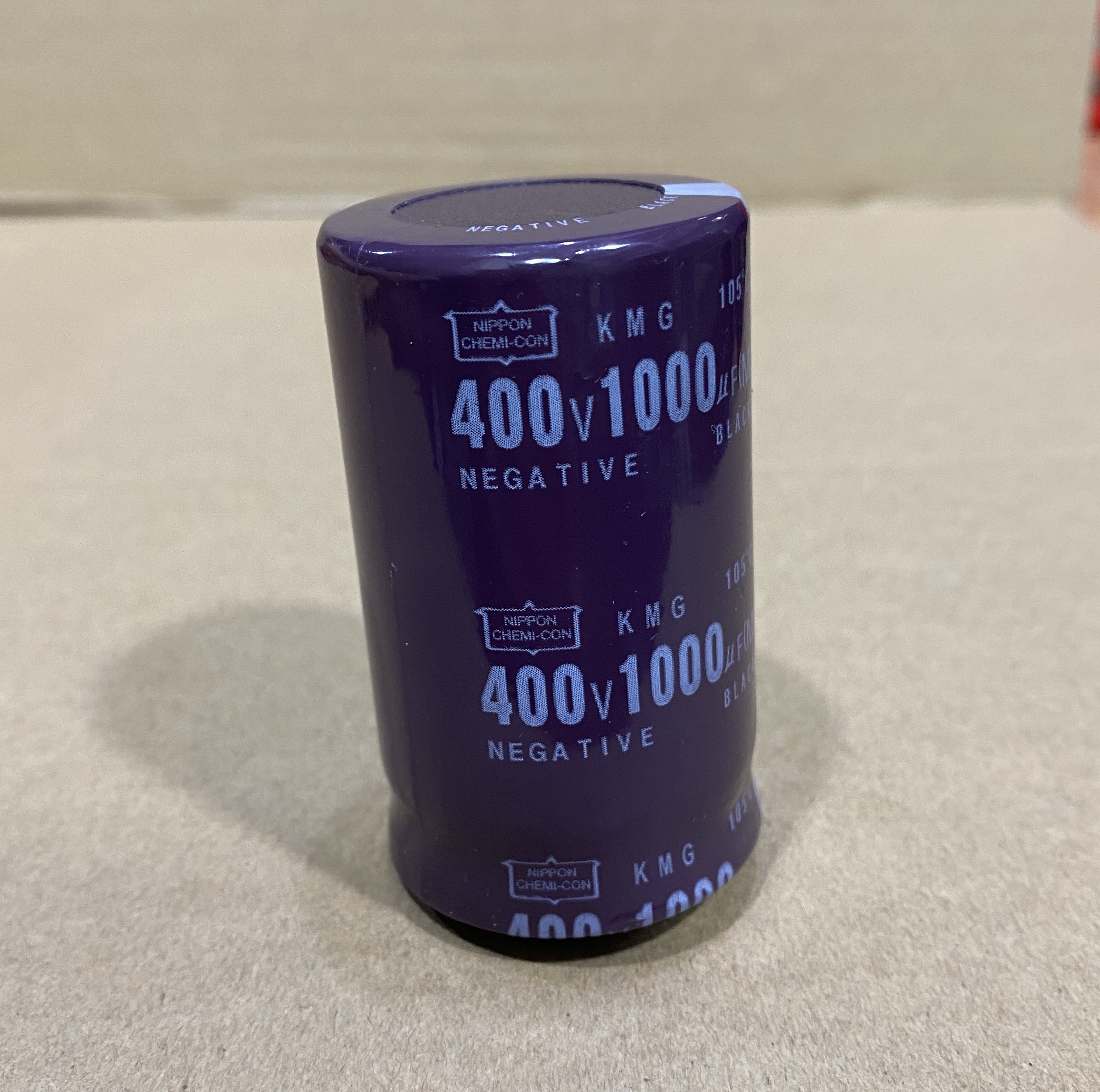 Tụ lọc nguồn 1000uF 450V chuyên dùng trong mạch lọc nguồn DC, mạch công suất cao, thích hợp cho các thiết bị điện tử