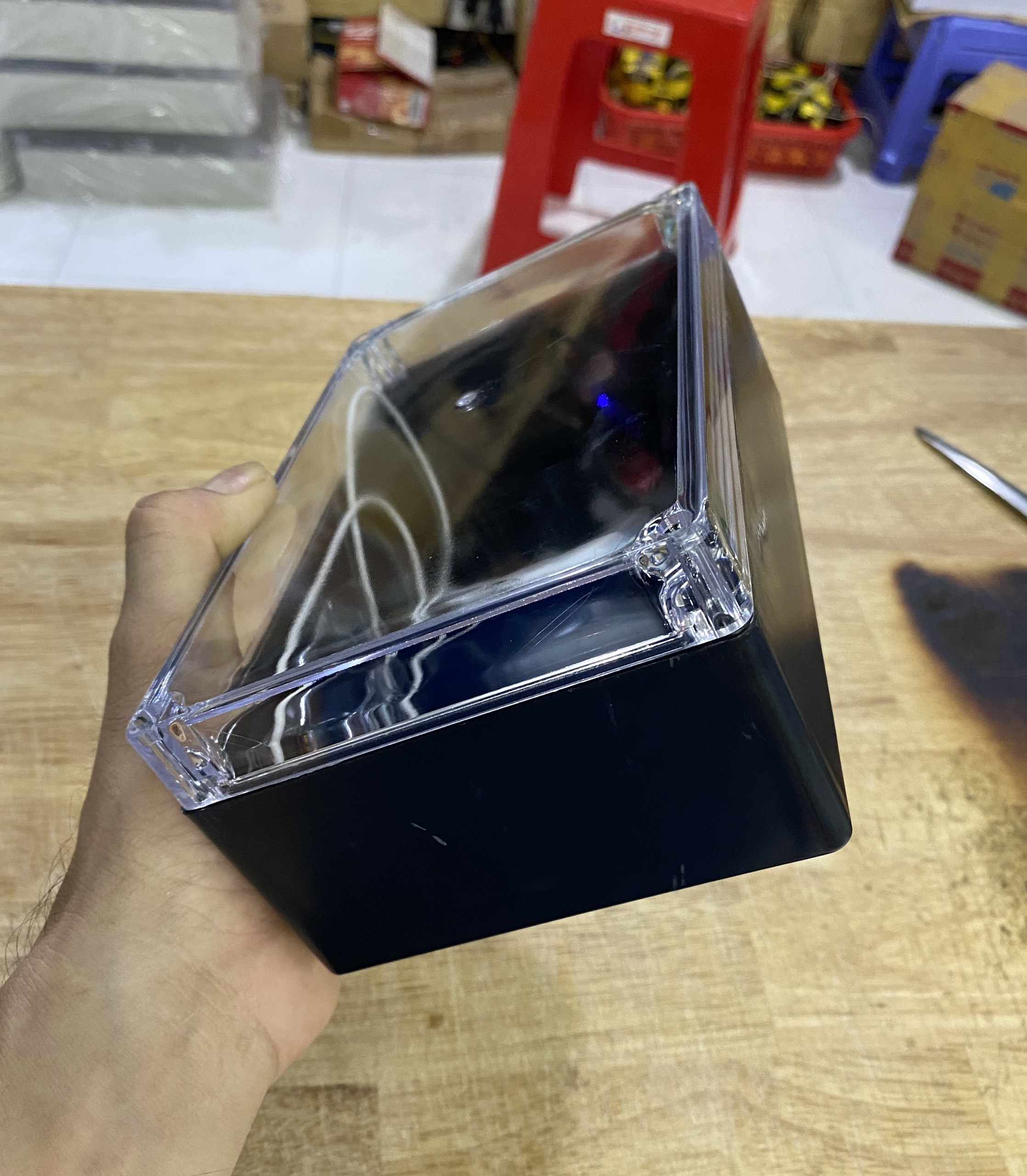 Hộp Nhựa chống nước ABS 200x120x75mm Wanchi, màu đen nắp trong
