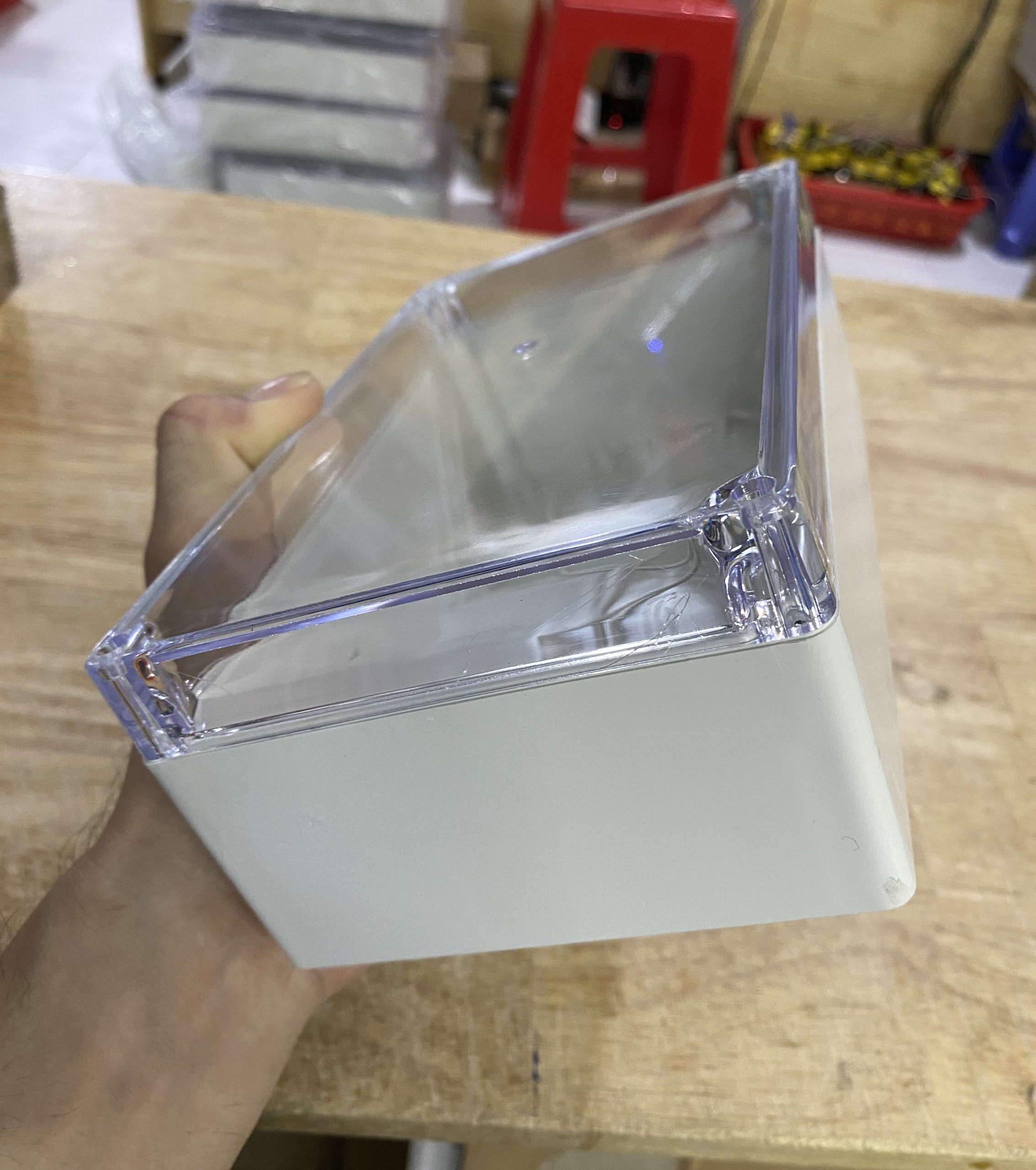 Hộp Nhựa ABS WANCHI 200x120x75mm Màu Trắng Nắp Trong