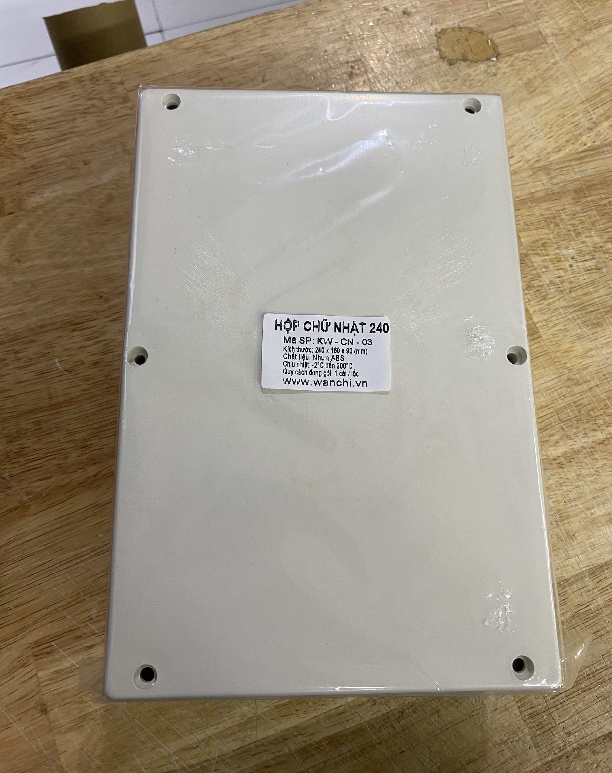 Hộp nhựa ABS 240x160x90mm WANCHI