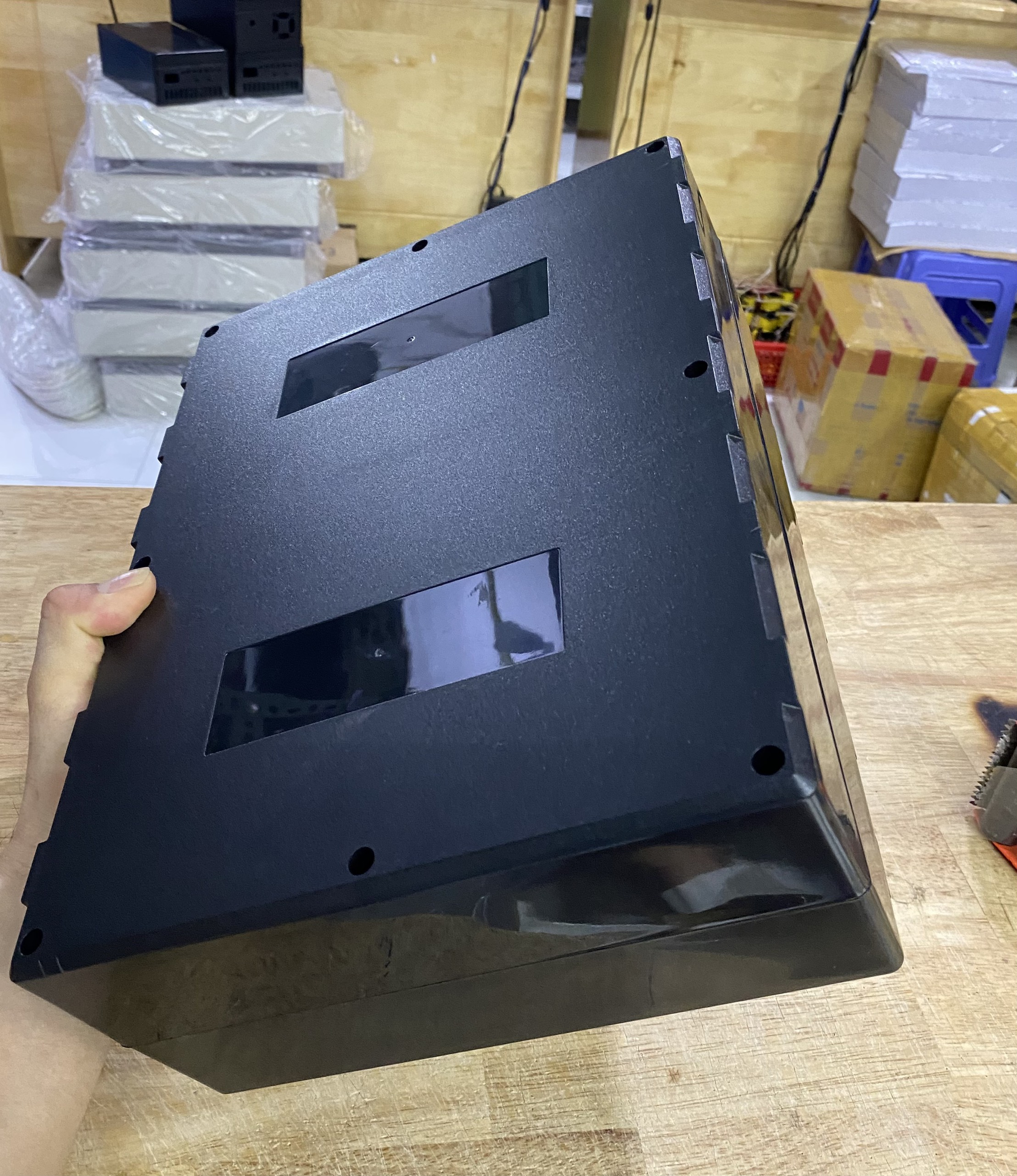 Hộp nhựa ABS 320x240x110mm WANCHI