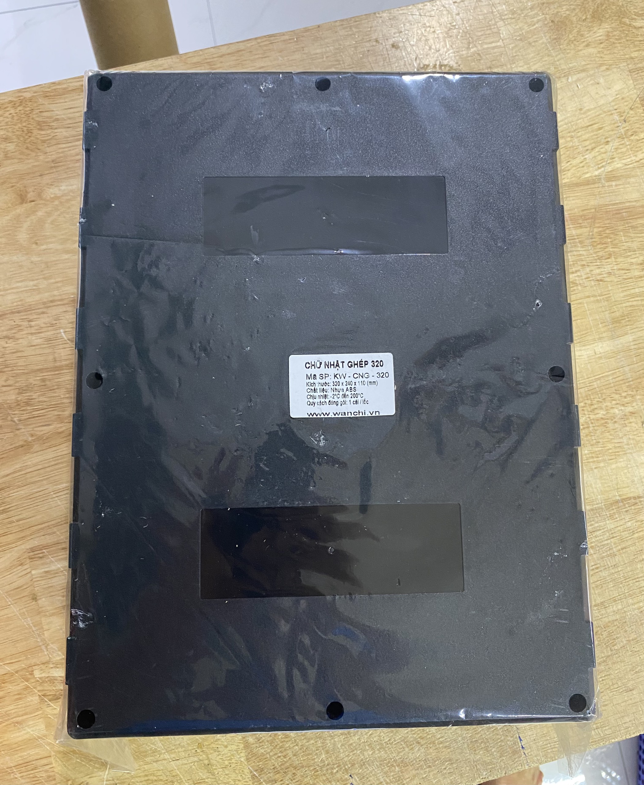 Hộp nhựa ABS 320x240x110mm WANCHI
