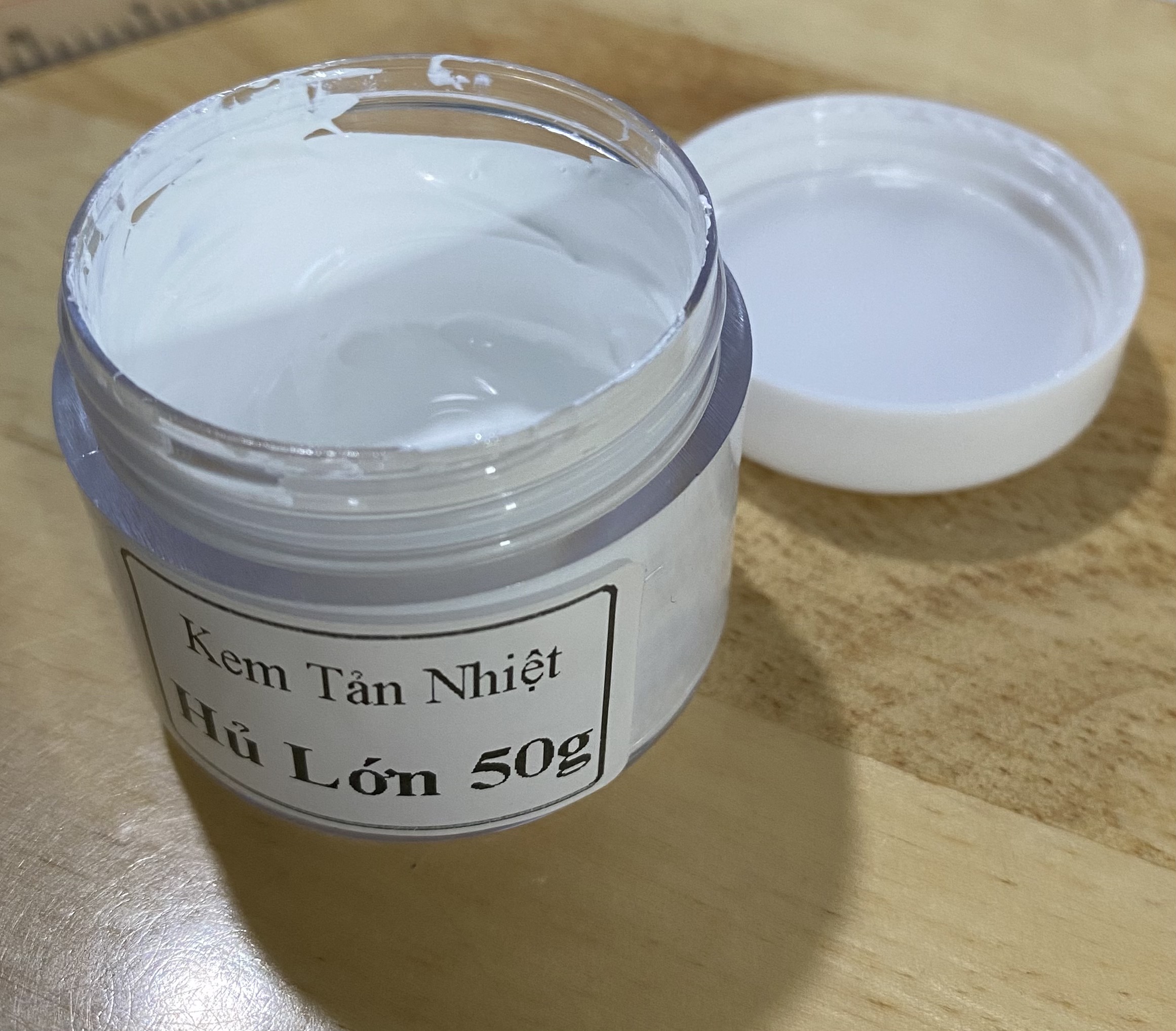 Keo tản nhiệt máy tính cpu ic loại Hủ lớn 50gam (kem tản nhiệt màu trắng)