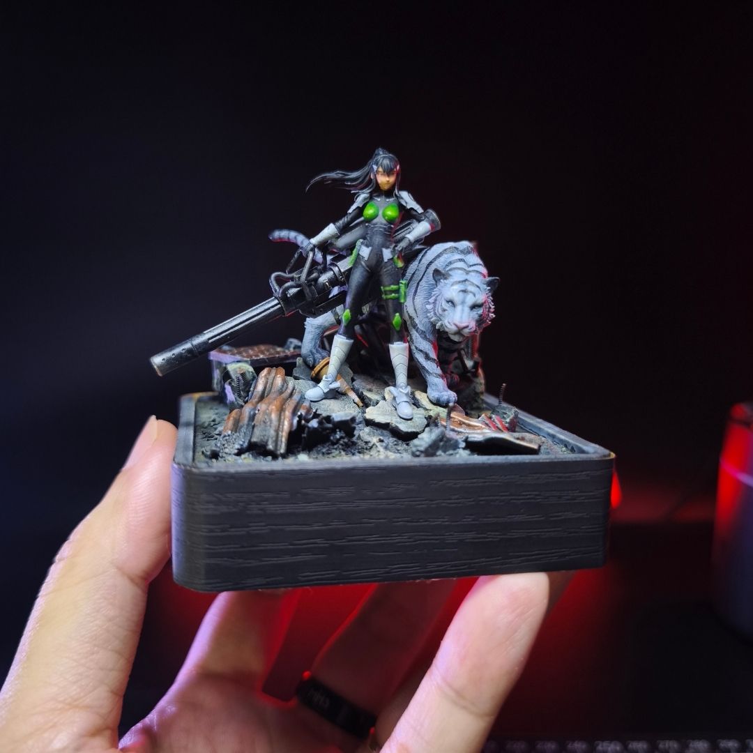 MH3_252- Mina -Kaiju No.8 Diorama 1:35
