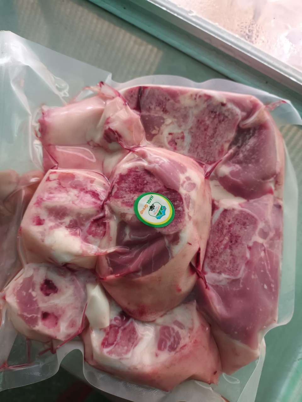 Giò trước nguyên chân chặt (1.5kg)
