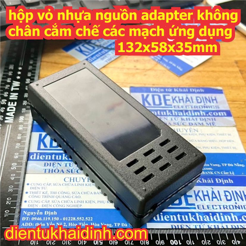 hộp vỏ nhựa nguồn adapter không chân cắm chế các mạch ứng dụng 132x58x35mm kde2213