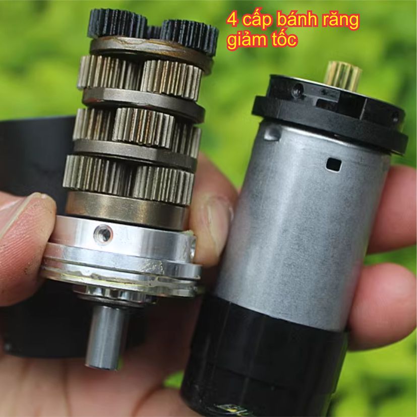 Động cơ giảm tốc DC chống nước cảm biến tốc độ 4 cấp bánh răng 12-24Vdc 3-6V/P 16W 306g kde4258