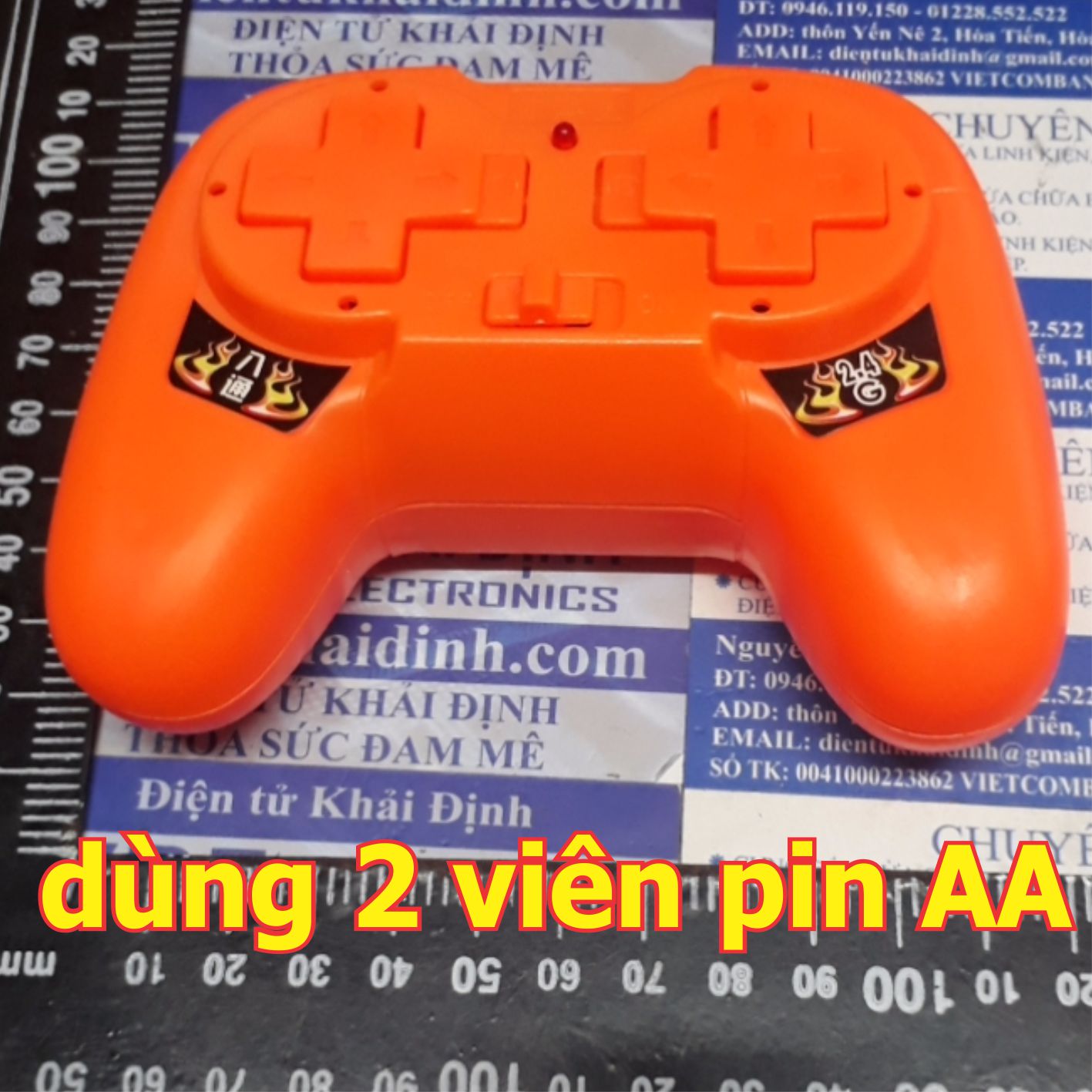 Bộ tay phát và mạch thu chế tạo xe, tàu... điều khiển từ xa 2 động cơ 5) 24Ghz, màu cam/đen kde4963