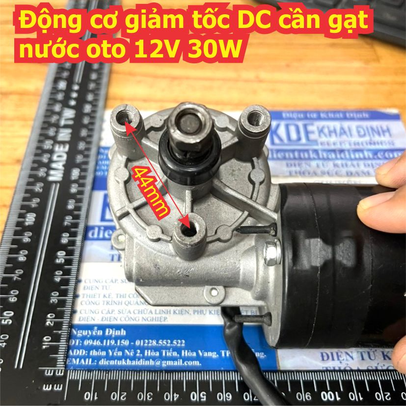 Động cơ giảm tốc DC cần gạt nước oto răng xoắn chạy thuận nghịch 12V 30W 33V/P 50V/P trục ren M8 kde9426