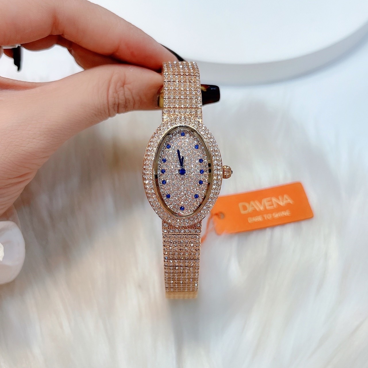 Đồng Hồ Davena Mặt Oval |Nữ Giới |Đính Đá Xanh |Vòng Tay Rose Gold |Máy Pin (Quartz) |Size 28mm |donghogiatot.vn
