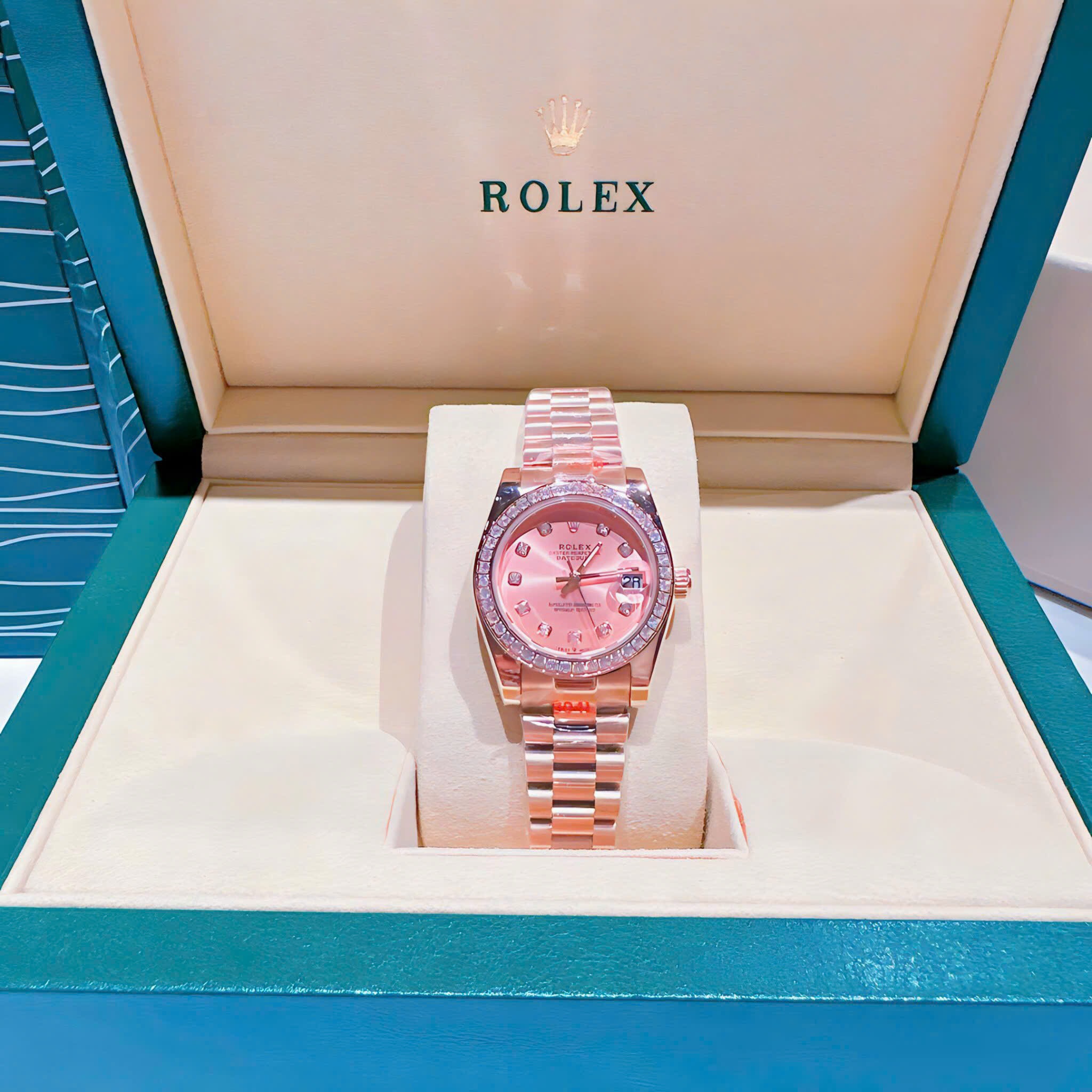 Đồng Hồ Rolex Đính Đá |Nữ Giới |Mặt Hồng |Dây Kim Loại Rose Gold |Máy Pin (Máy Quartz) |Size 31mm |donghogiatot.vn