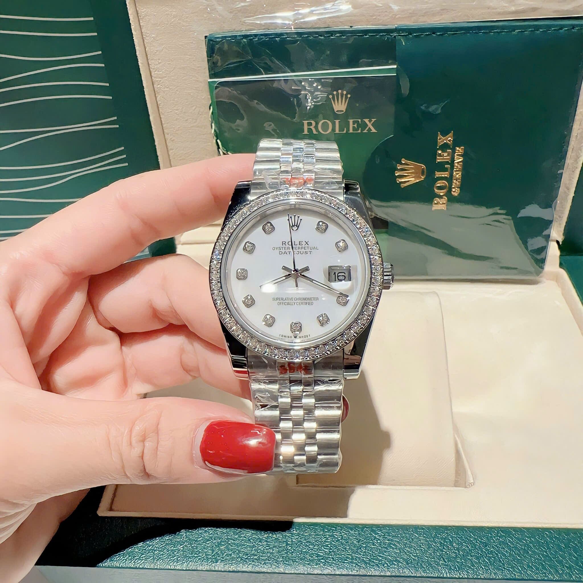 Đồng Hồ Rolex Đính Đá |Cặp Đôi |Mặt Trắng |Dây Kim Loại Trắng Silver |Máy Pin (Máy Quartz) |Size 36x31mm |donghogiatot.vn