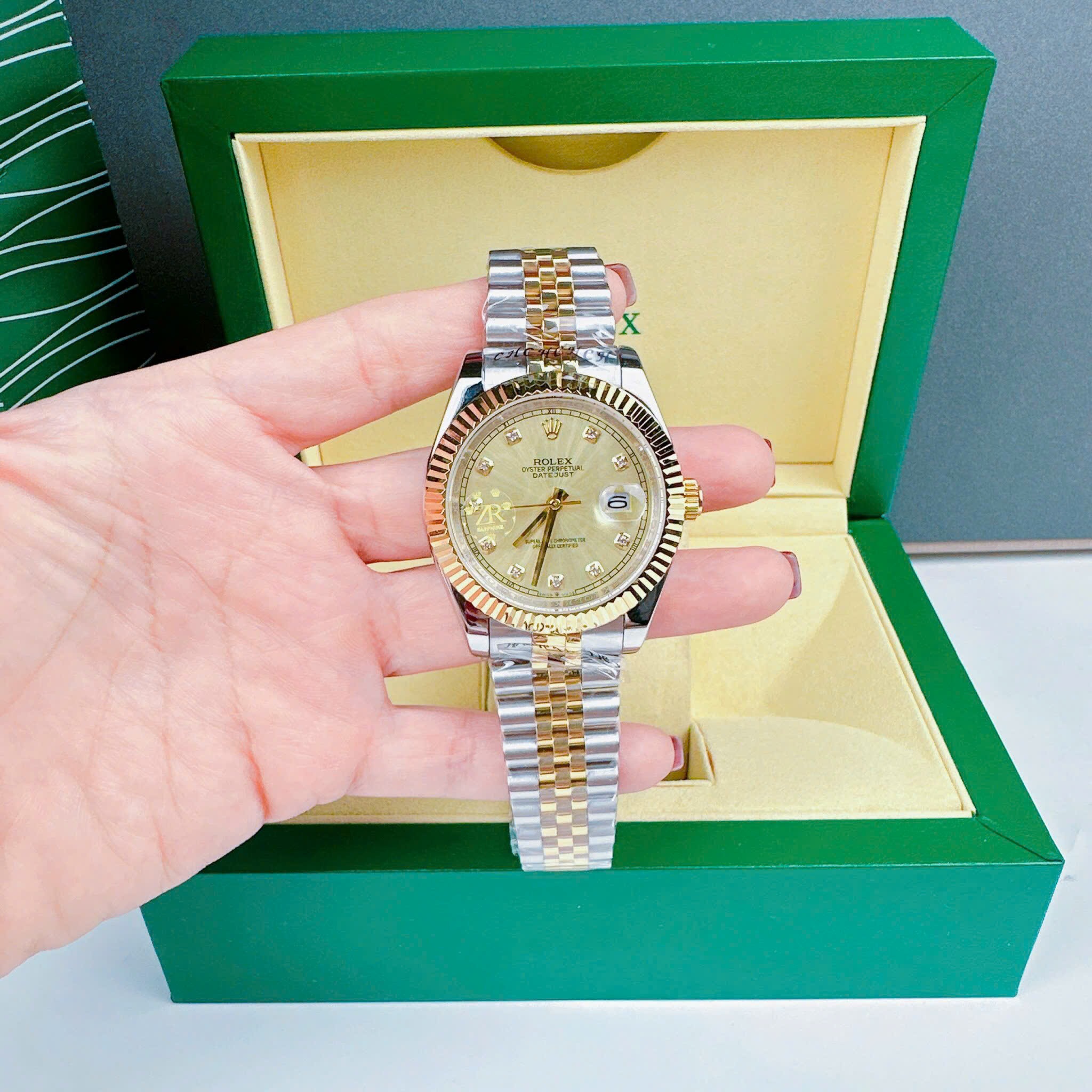 Đồng Hồ Rolex Niềng Khía |Nam Giới |Mặt Vàng |Dây Kim Loại Demi Gold |Máy Cơ (Automatic) |Size 41mm |donghogiatot.vn