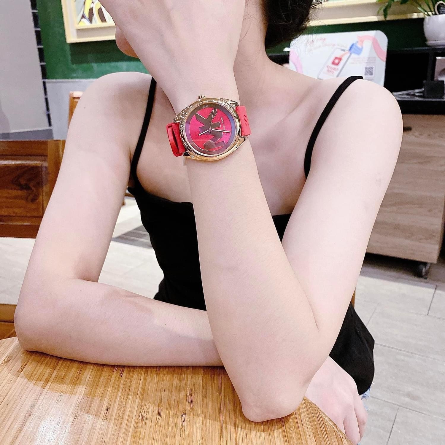 Đồng Hồ Michael Kors Janelle |Nữ Giới |Rose Gold |Dây Silicone Hồng |Máy Pin (Quartz) |Size 40mm |donghogiatot.vn