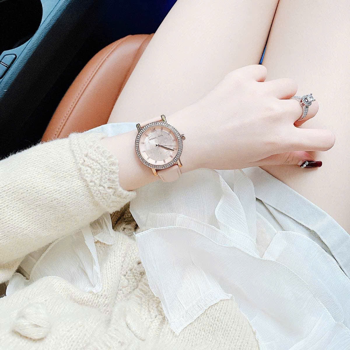 Đồng Hồ Michael Kors Corey |Nữ Giới |Rose Gold |Dây Da Hồng |Máy Pin (Quartz) |Size 36mm |donghogiatot.vn