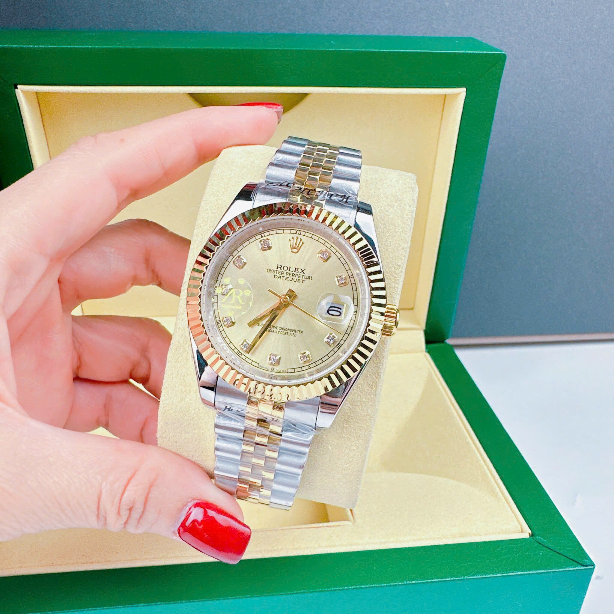 Đồng Hồ Rolex Niềng Khía |Nam Giới |Mặt Vàng |Dây Kim Loại Demi Gold |Máy Cơ (Automatic) |Size 41mm |donghogiatot.vn