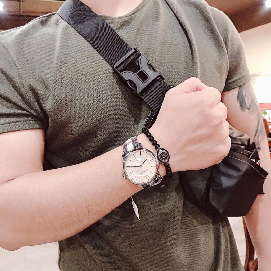 Đồng Hồ Burberry The Classic |Cặp Đôi |Silver |Dây Vải Sọc Bọc Da Nude |Size 40x32mm |donghogiatot.vn