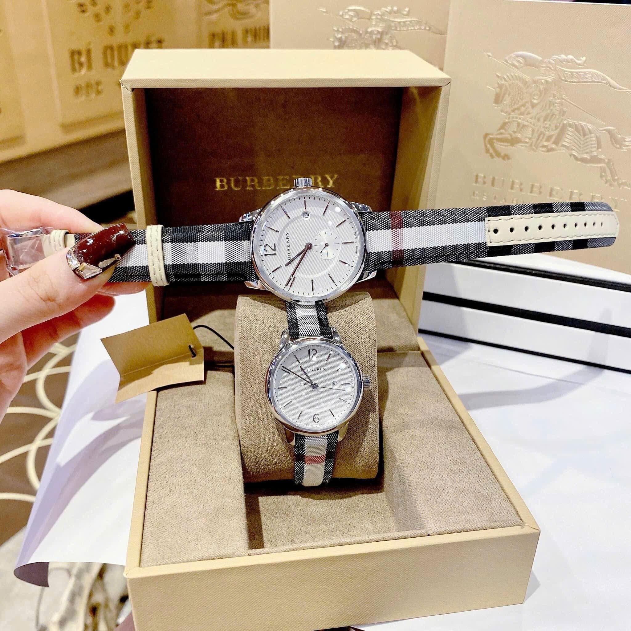 Đồng Hồ Burberry The Classic |Cặp Đôi |Silver |Dây Vải Sọc Bọc Da Nude |Size 40x32mm |donghogiatot.vn