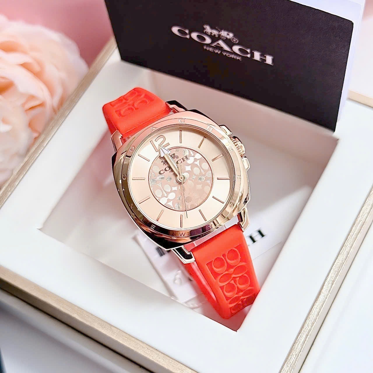 Đồng Hồ Coach Boyfriend |Nữ Giới |Rose Gold |Dây Silicone Màu Cam |Máy Pin (Quartz) |Size 34mm |donghogiatot.vn
