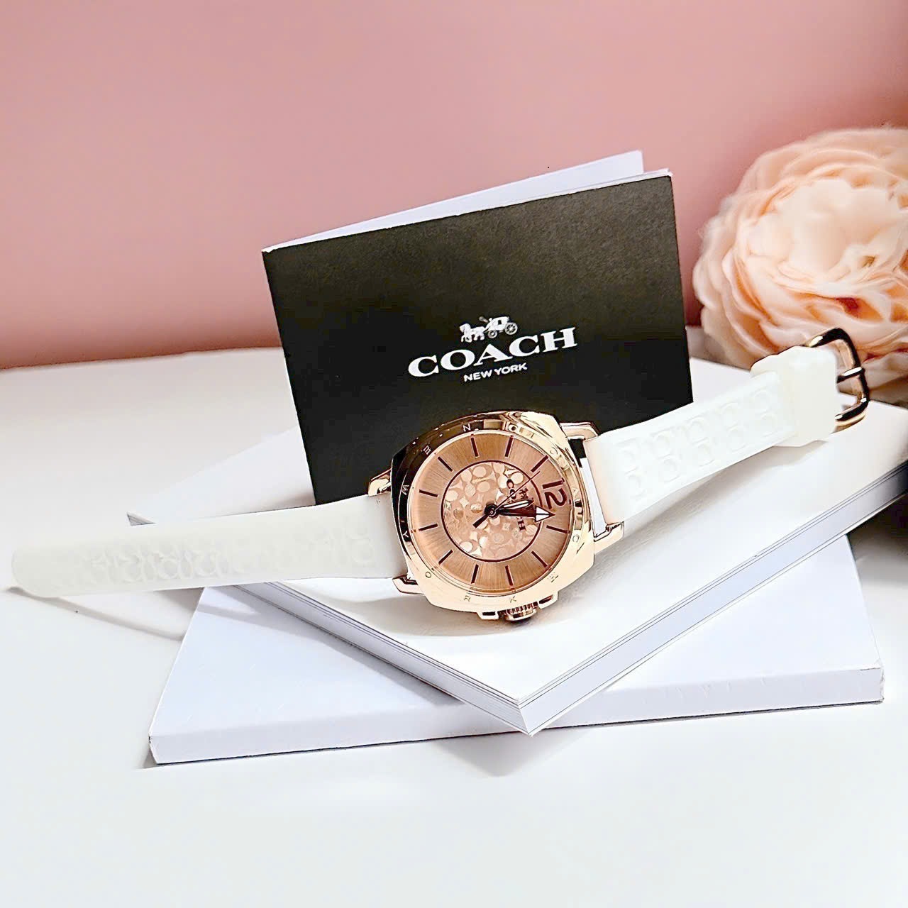 Đồng Hồ Coach New York Boyfriend |Nữ Giới |Rose Gold |Dây Cao Su Trắng |Máy Pin (Quartz) |Size 34mm |donghogiatot.vn
