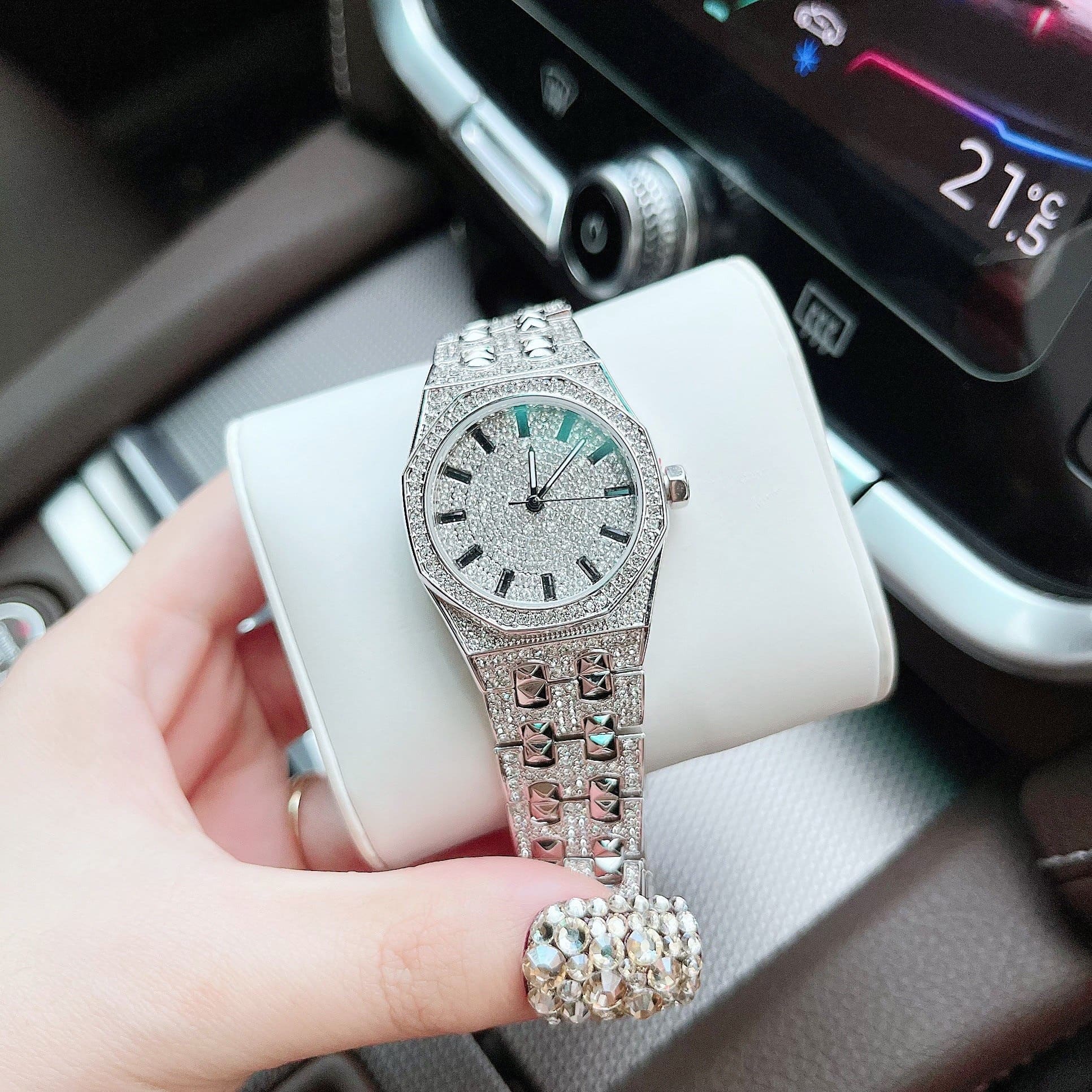 Đồng Hồ Davena Crystal |Nữ Giới |Trắng Silver |Full Đá  |Dây Kim Loại  |Máy Pin (Quartz) |Size 30mm |donghogiatot.vn
