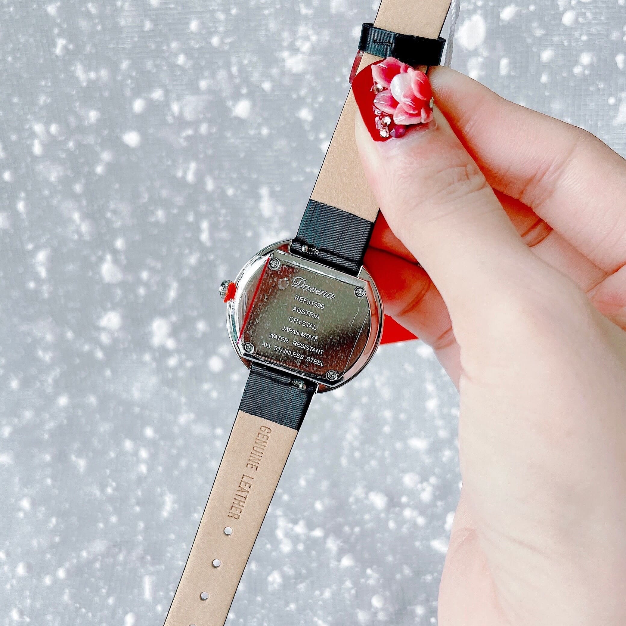 Đồng Hồ Davena Silver |Nữ Giới |Mặt Full Đá |Dây Da Đen |Máy Pin (Quartz) |Size 30mm |donghogiatot.vn