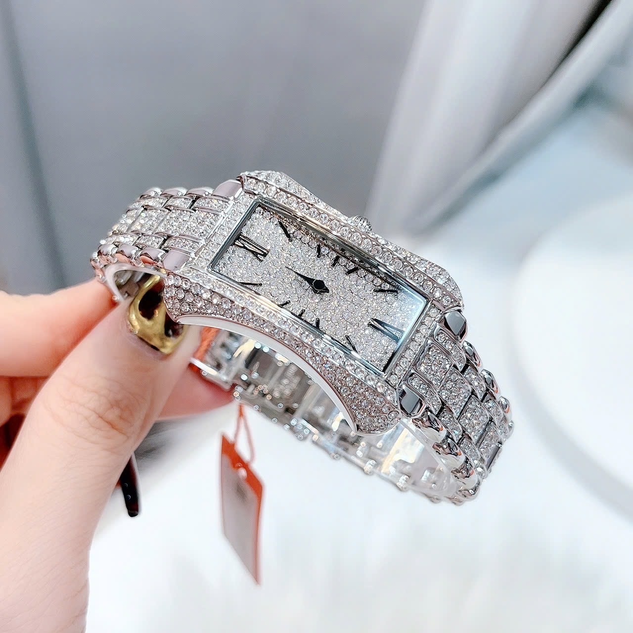 Đồng Hồ Davena Mặt Chữ Nhật |Nữ Giới |Silver |Full Đá |Dây Kim Loại |Máy Pin (Quartz) |Size 31x42mm |donghogiatot.vn