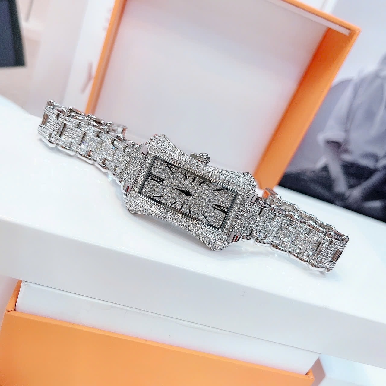 Đồng Hồ Davena Mặt Chữ Nhật |Nữ Giới |Silver |Full Đá |Dây Kim Loại |Máy Pin (Quartz) |Size 31x42mm |donghogiatot.vn
