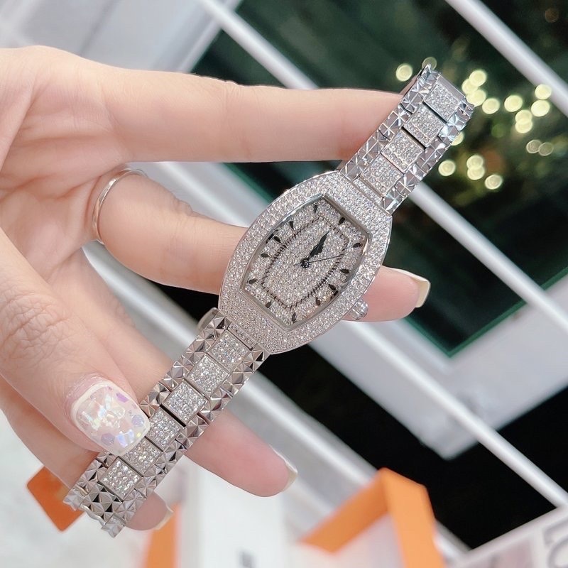 Đồng Hồ Davena Mặt Oval |Nữ Giới |Mặt Full Đá |Dây Kim Loại |Máy Pin (Quartz) |Size 26x38mm |Donghogiatot.vn