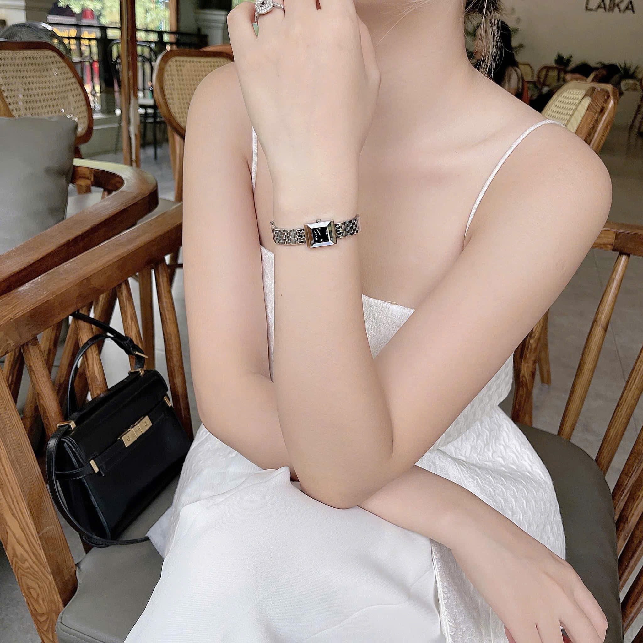 Đồng Hồ Gucci G-Frame |Nữ Giới |Mặt Vuông Đen |Dây Kim Loại Silver |Máy Pin (Quartz) |Size 19mm |donghogiatot.vn