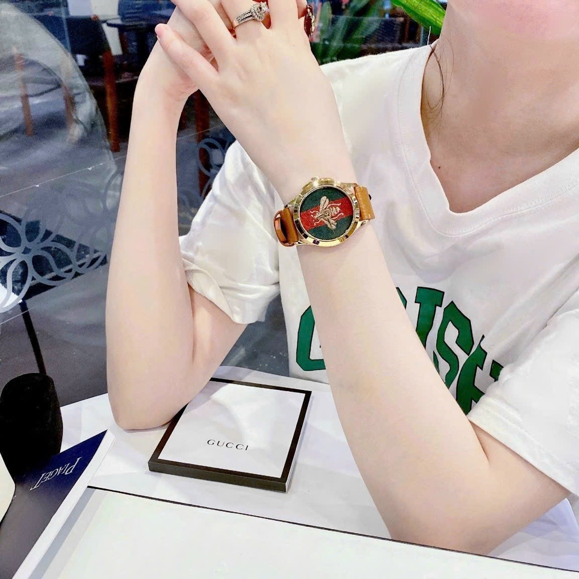 Đồng Hồ Gucci G-Timeless |Nữ |Mặt Con Ong Thêu |Dây Da Màu Vàng |Máy Pin (Quartz) |Size 38mm |donghogiatot.vn