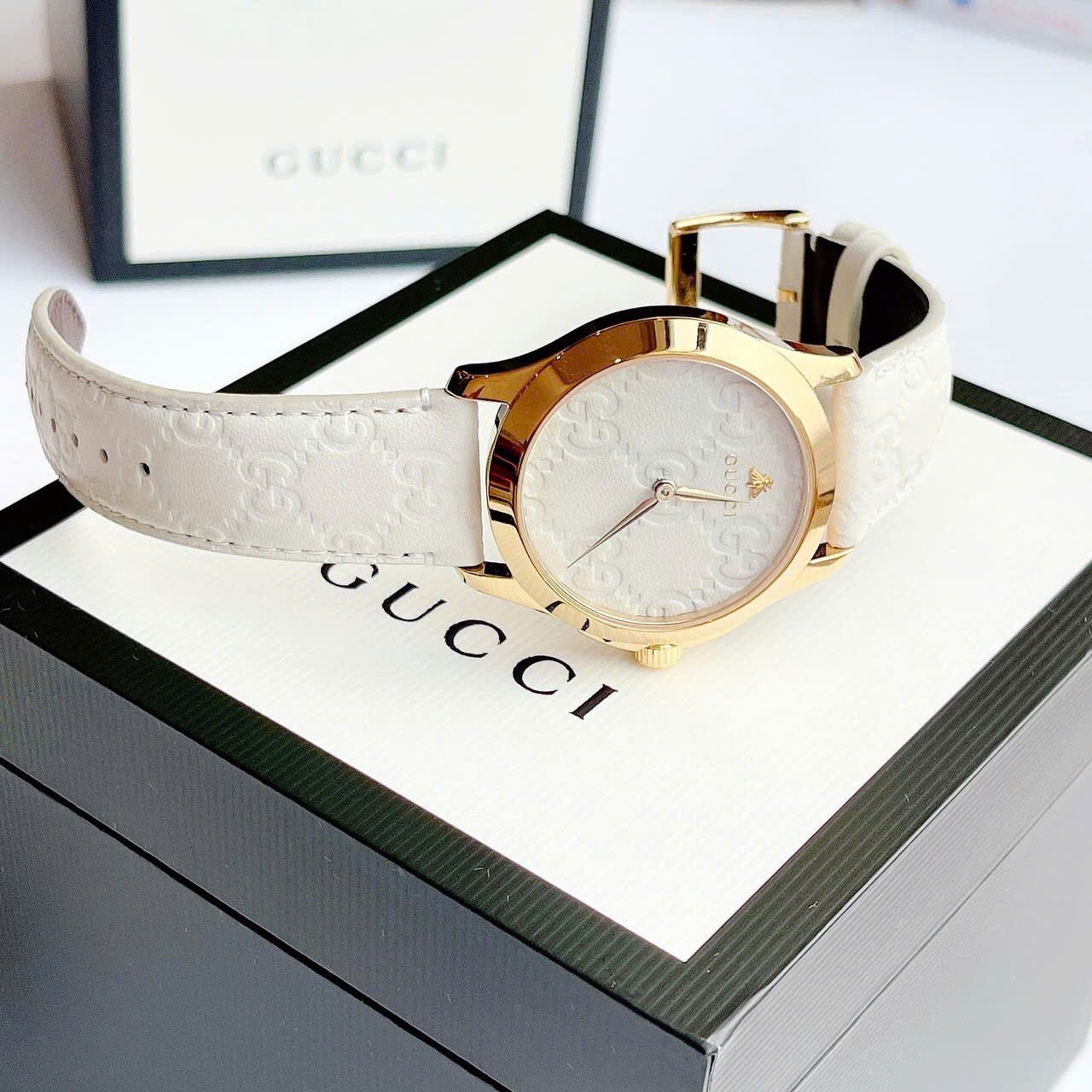 Đồng Hồ Gucci G-Timeless |Nữ |Vàng Gold |Dây Da Màu Trắng |Máy Pin (Quartz) |Size 38mm |donghogiatot.vn