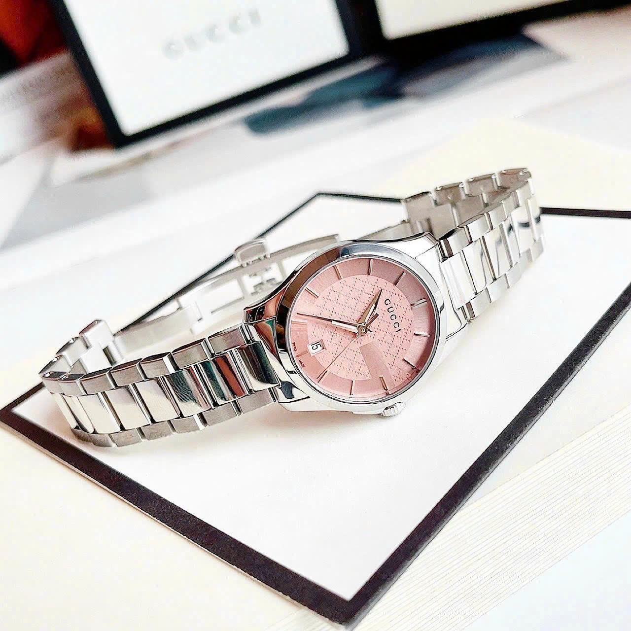 Đồng Hồ Gucci Timeless Pink |Nữ Giới |Mặt Tròn |Dây Kim Loại Silver |Máy Pin (Quartz) |Size 28mm |donghogiatot.vn