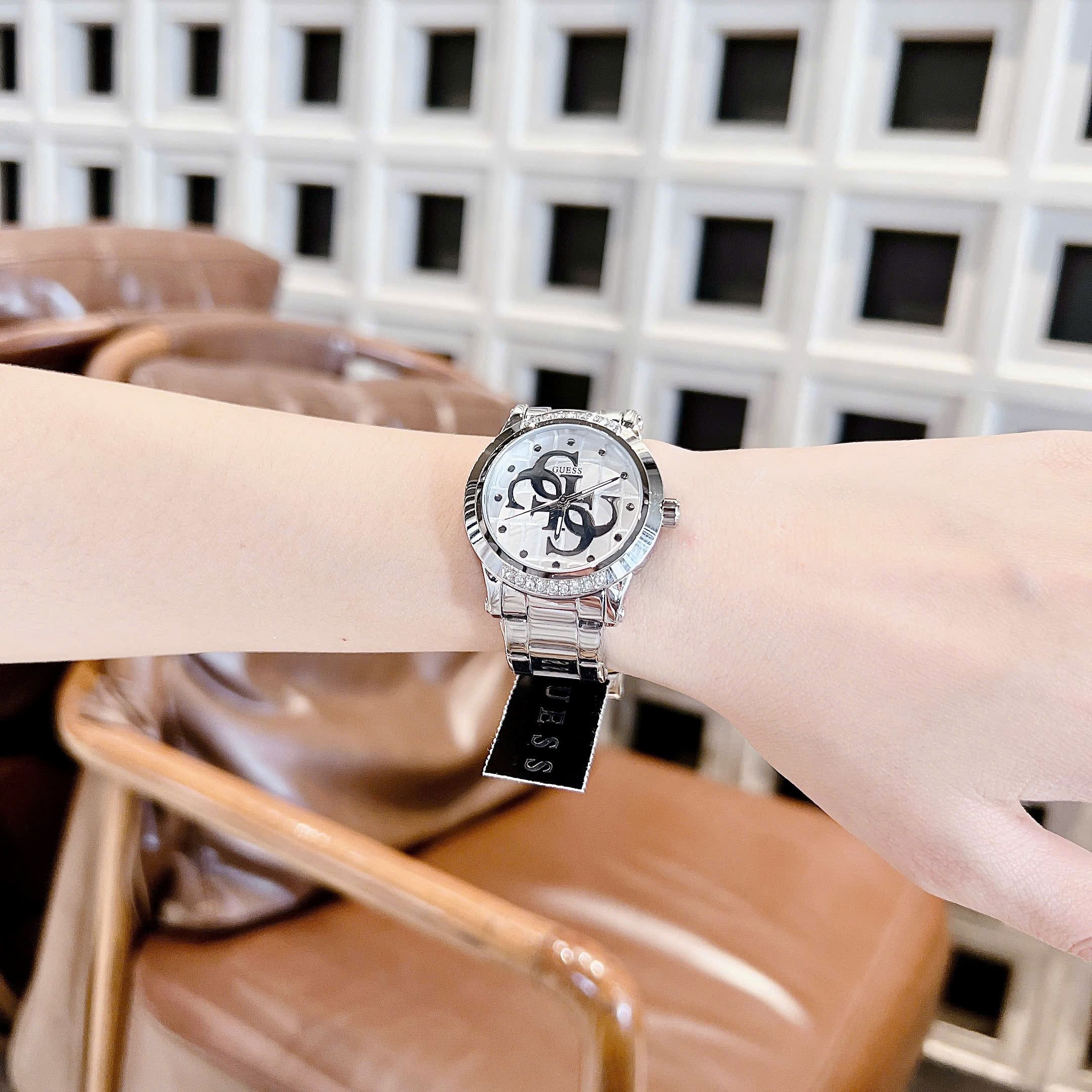 Đồng Hồ Guess Annette |Nữ Giới |Mặt Trắng |Đính Đá |Dây Kim Loại Silver |Máy Pin (Quartz) |Size 36mm |donghogiatot.vn