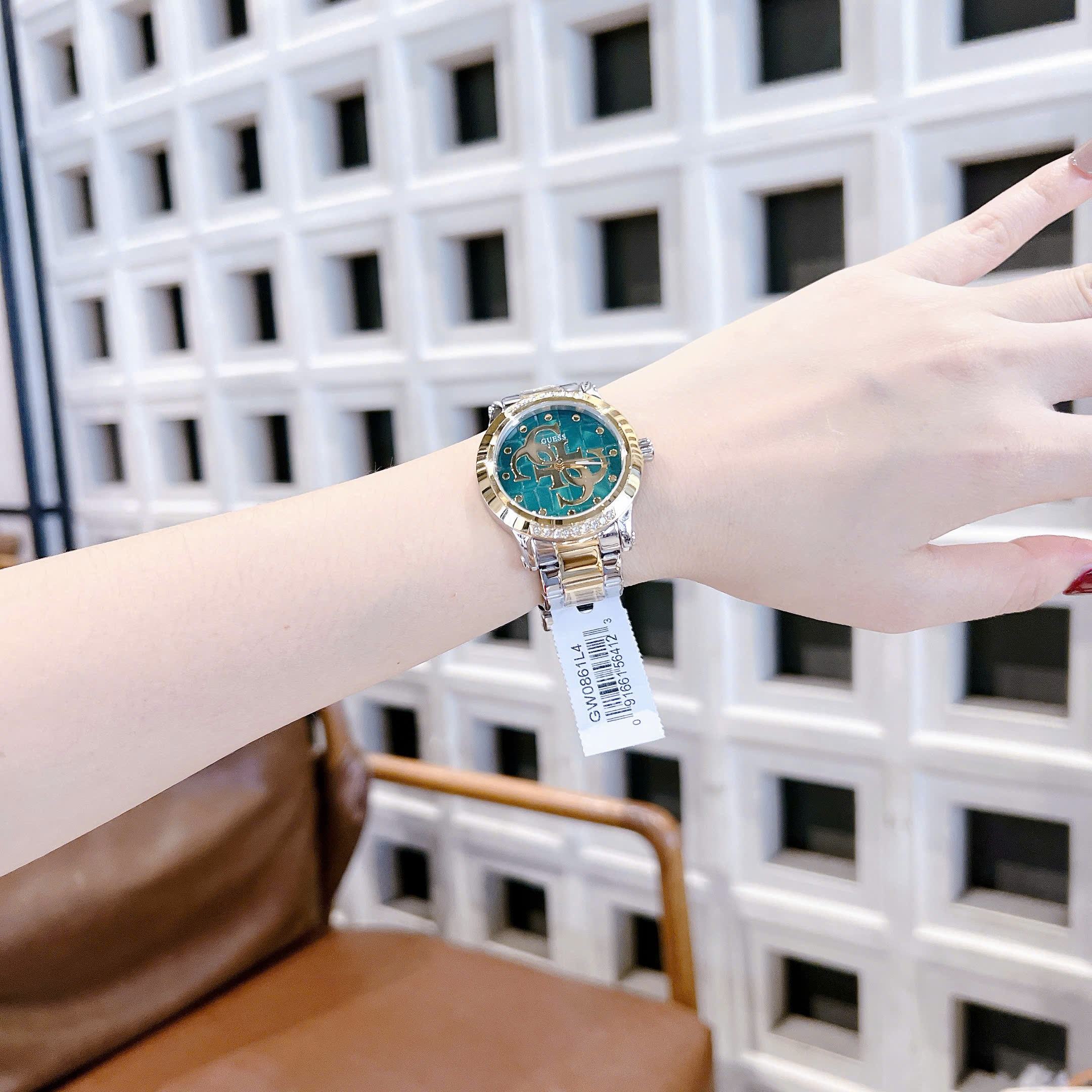 Đồng Hồ Guess Annette |Nữ Giới |Mặt Xanh Lá |Dây Kim Loại Demi Vàng Gold |Máy Pin (Quartz) |Size 36mm |donghogiatot.vn